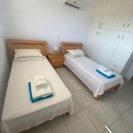 아파트 Royal-seacrest Paphos-center Vip *