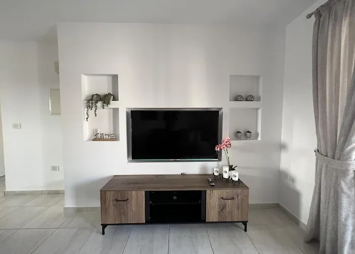 Royal-seacrest Paphos-center Vip アパート パ フォス