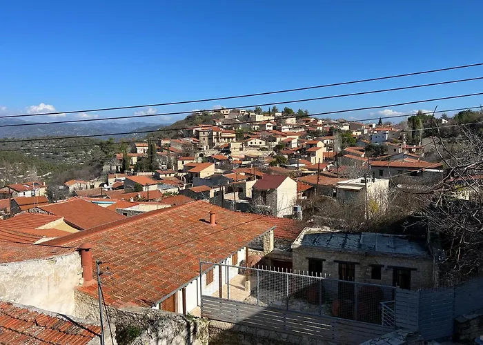 Royal-seacrest Paphos-center Vip アパート *